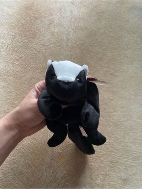 Beanie Baby Stinky Skunk Plush